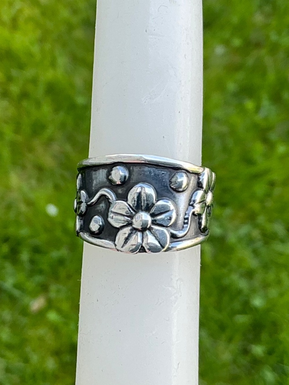 Vintage Mexico Sterling Silver Ring Signed Daisy Flower Band Oxidized Design - Picture 6 of 16